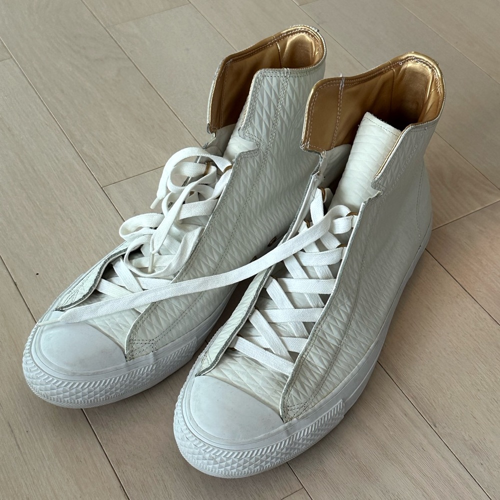 Converse High-top Shoes w/ Gold Details